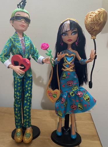 Monster high howliday love - monster,