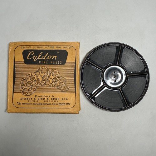 Vintage 5mm film reel - 9.5mm,