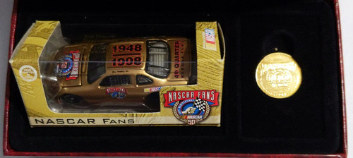Action nascar fans - ,