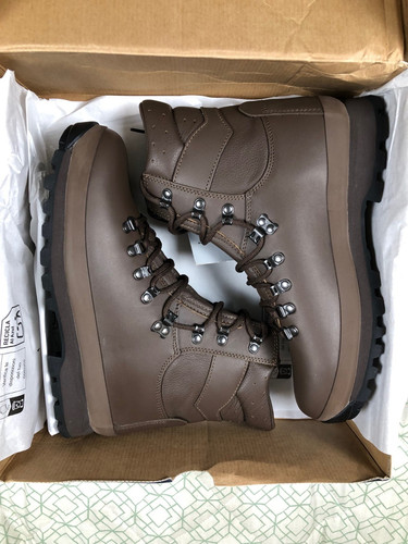 Altberg new defender high - altberg,