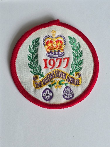 Vintage 1977 queen silver - 1977,