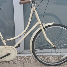 unisex Hybrid Bike Comfortable Riding Style