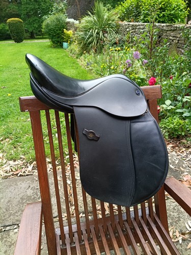 Rare find black leather dever - find,