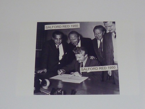 Denis law the king signs - the, signs**matt