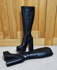 Rita Ora Primark Black Knee