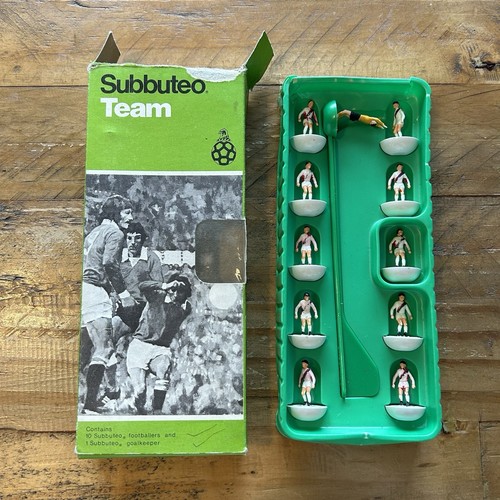 Vintage subbuteo 236 table - subbuteo,