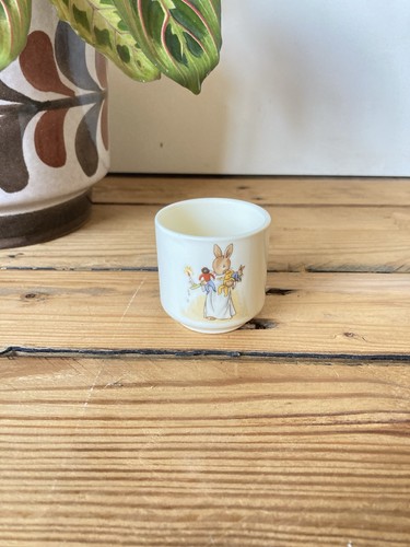 Royal doulton bunnykins egg - royal,