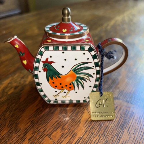 Unusual cockerel design - unusual,