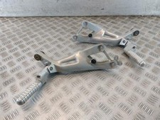 Honda CBR 1100 BLACKBIRD CARB (1996-1998) Pair Of Passenger Footrests