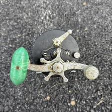 Vintage Penn No 200 Surfmaster