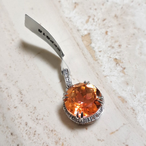 Gemporia padparadscha colour - padparadscha,