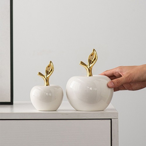 Apples figurines table - apples,