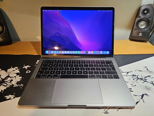 Apple macbook pro - pro, a1708
