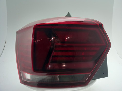 Volkswagen polo tail light - volkswagen,