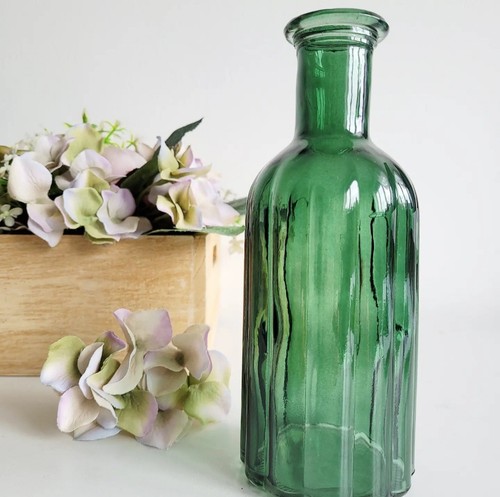 Large ribbed green decorative - large,