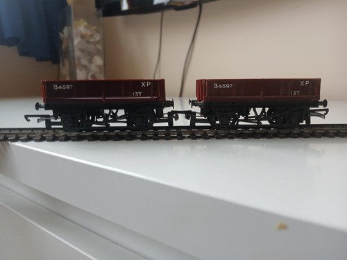 Hornby drop side wagons,models