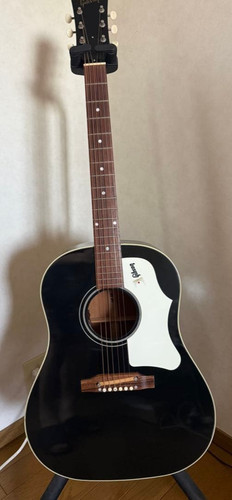 Gibson ebony acoustic - j-45, 60