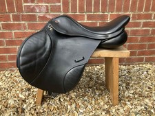 5 DAY TRIAL ? 17" Kent & Masters S-Series Jumping Saddle ID DCQ ? PICK WIDTH?