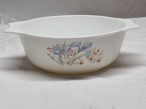 Lit pyrex casserole - lit, dish