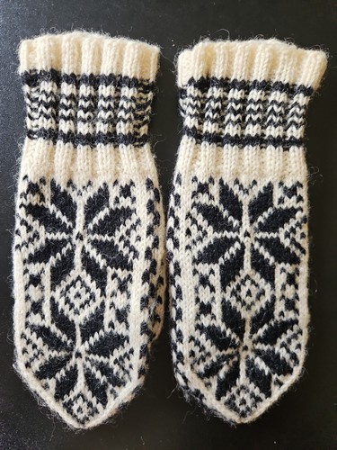 Norwegian handknitted selbu - norwegian,