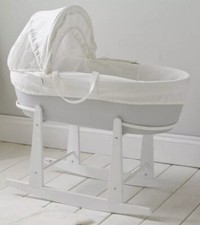 Shnuggle Classic Moses Basket