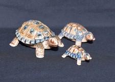 Wade Tortoise Family of 3 1958