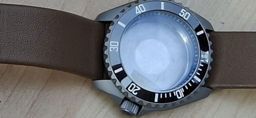 Divers style watch case - divers,