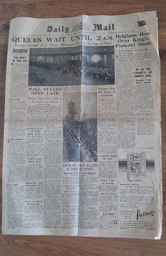 Old newspaper daily mail dated - daily,