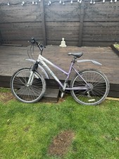 GIANT Rock SE Mountain Bike - Medium ALUXX 6000, 26”, 21-Sp Shimano, SR Suntour