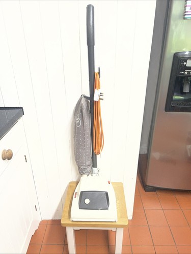 Vintage retro hoover upright - retro,
