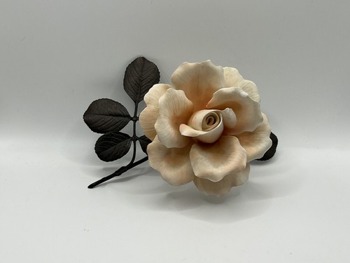 Royal worcester porcelain rose - worcester,