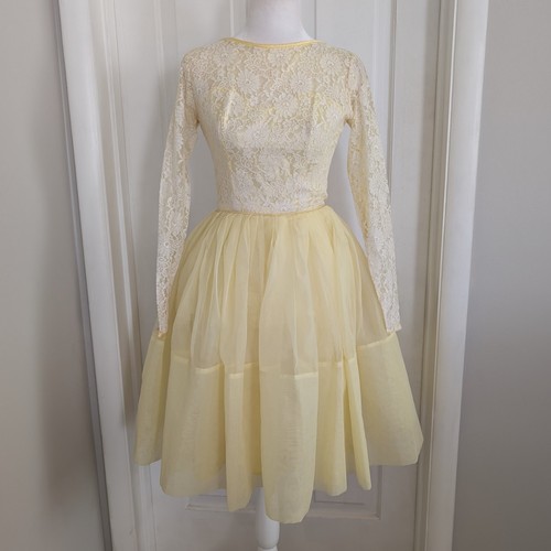 Vintage 1960 butter yellow - vintage,