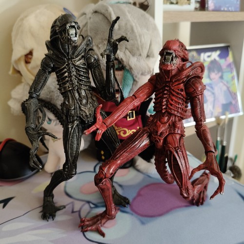 Neca aliens genocide - neca, and