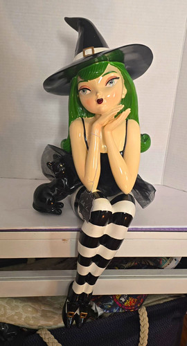 Bella lux halloween witch - lux,