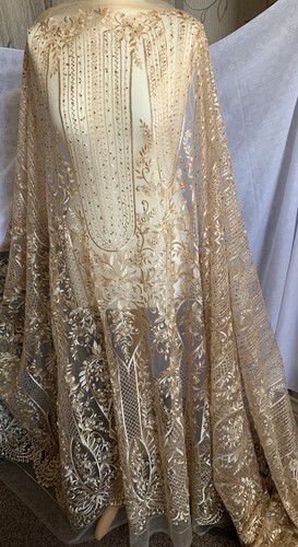 Yard gold embroidered - 1,