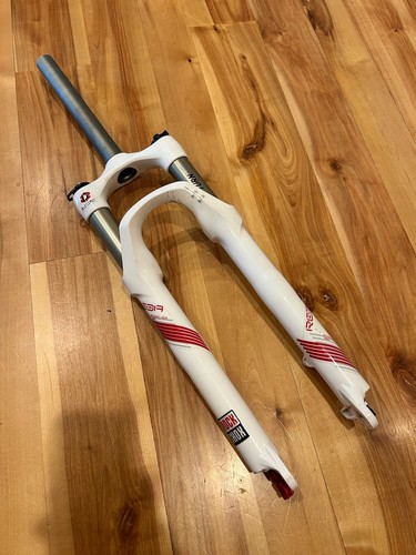 Rockshox reba team turn air - u-turn,