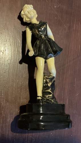 Art deco resin sculpture - art,