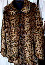 Dennis Basso Ladies Medium Coat Leopard Print Faux Fur Reversible Black