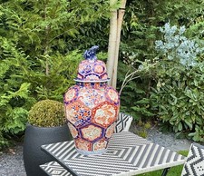 Japan large Imari Meiji porcelain temple lidded vase Arita 19thc Shishi Foo dog