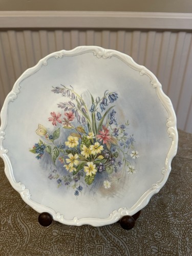 Royal albert bone china - royal,