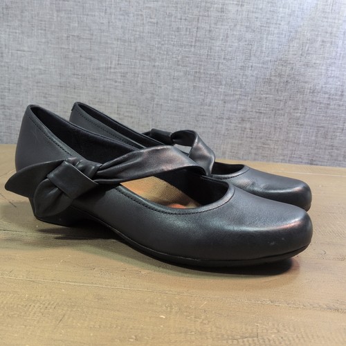 Clarks black leather mary jane - leather,