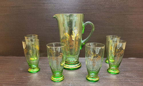 Vintage green glass - 5x,