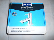Wickes Mirang Compact Chrome mono Basin Mixer Tap with accessories