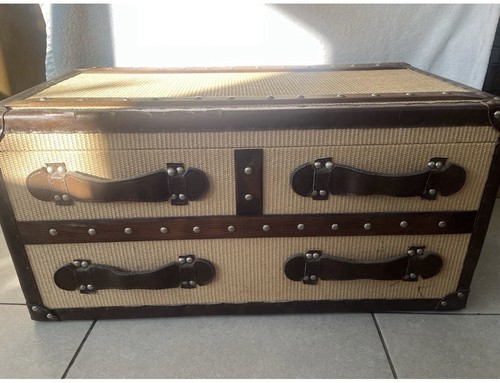Beautiful large trunk chest - beautiful,