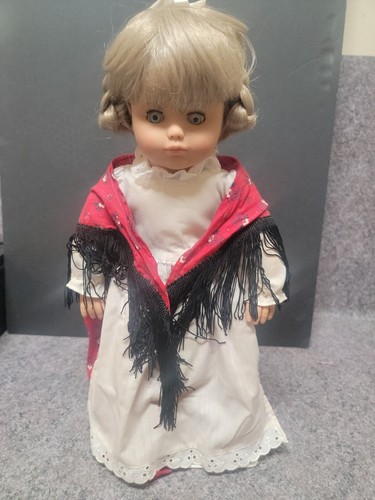 Vintage lissy doll hand - lissy,