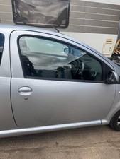 TOYOTA AYGO 3DR 2005-13 SILVER DRIVER DOOR 1E7 (BARE)