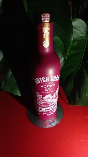 Dutch barn black cherry - dutch,