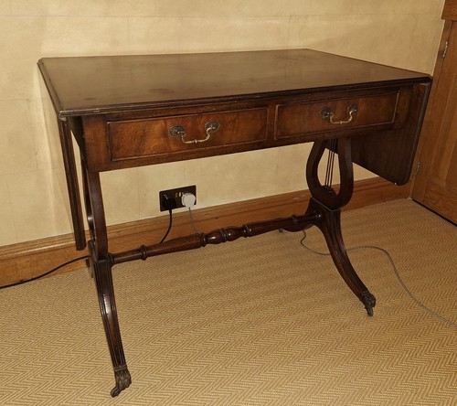 Antique mahogany drop - mahogany,