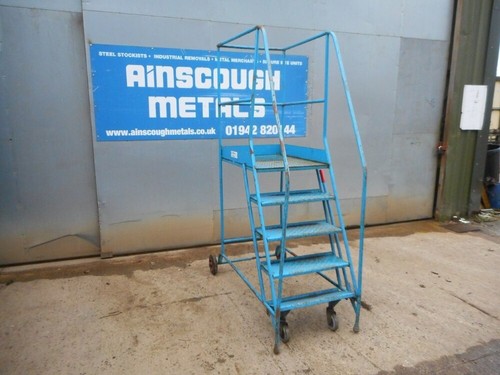 Used mobile warehouse - mobile, step