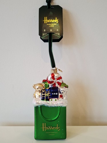 Harrods iconic green - harrods,